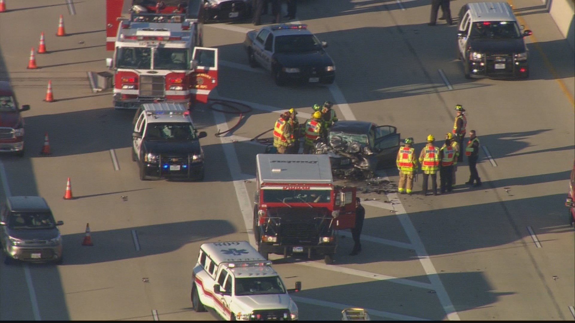 3 killed in crash on Bush Turnpike